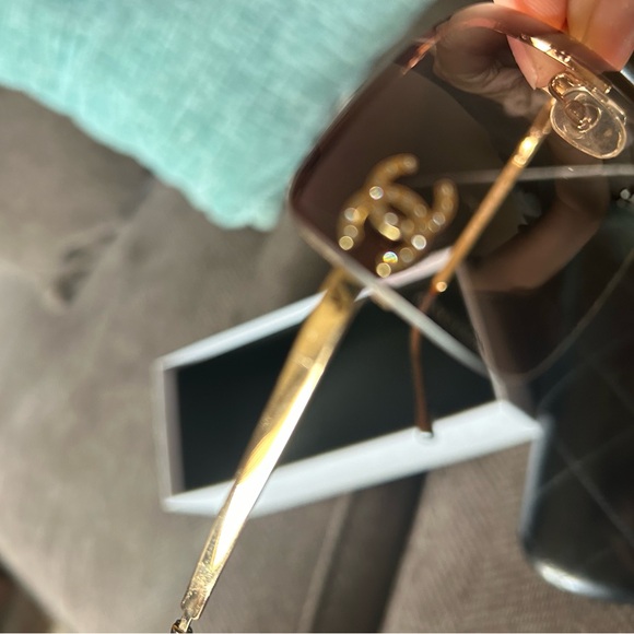 Chanel Swarovski crystal logo square sunglasses - Picture 8 of 16